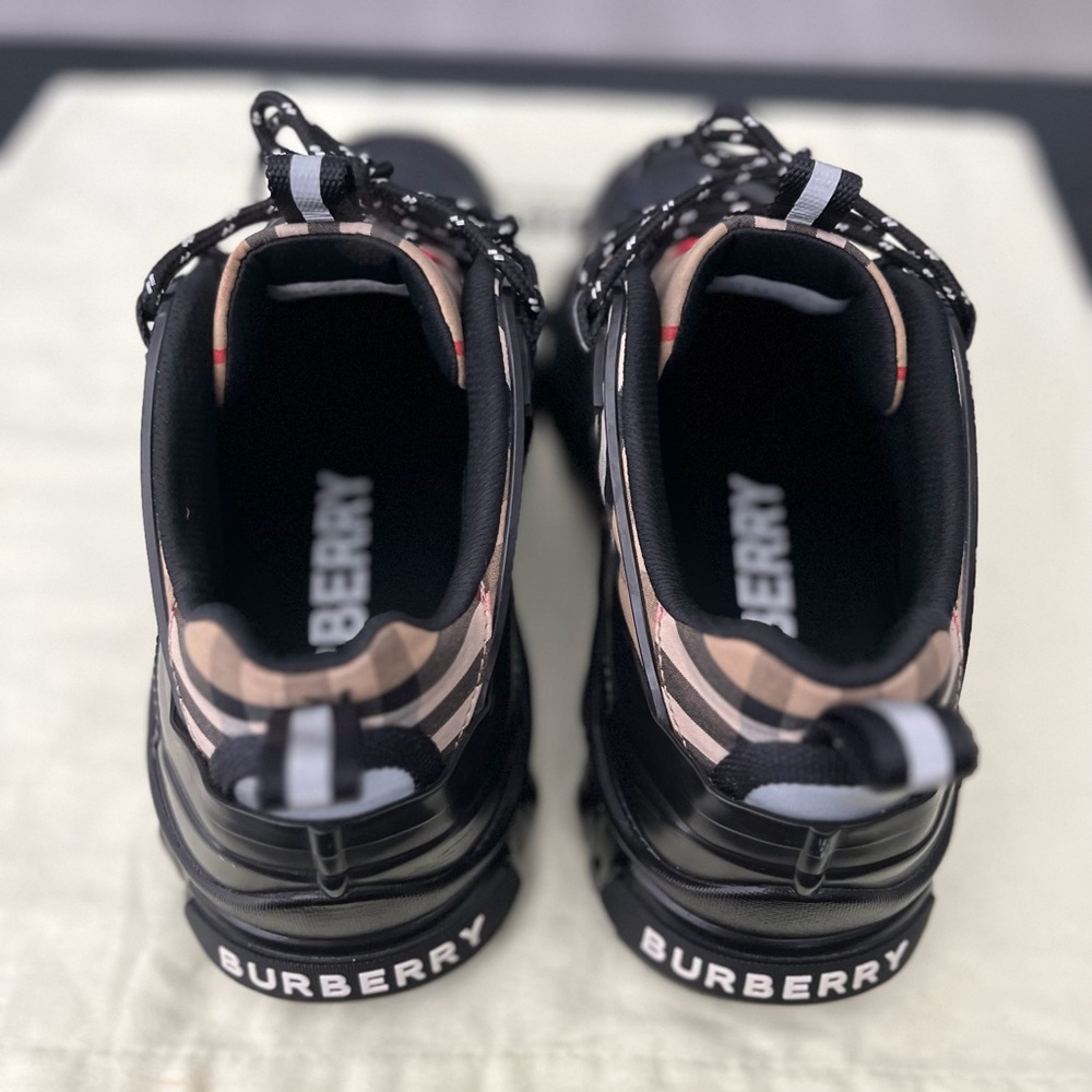 Burberry Vintage Check Arthur Shoes